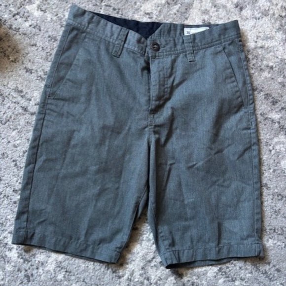 VOLCOM - Mens Frickin Modern Stretch Shorts - Charcoal Heather Gray - SIZE 30 - Picture 2 of 5